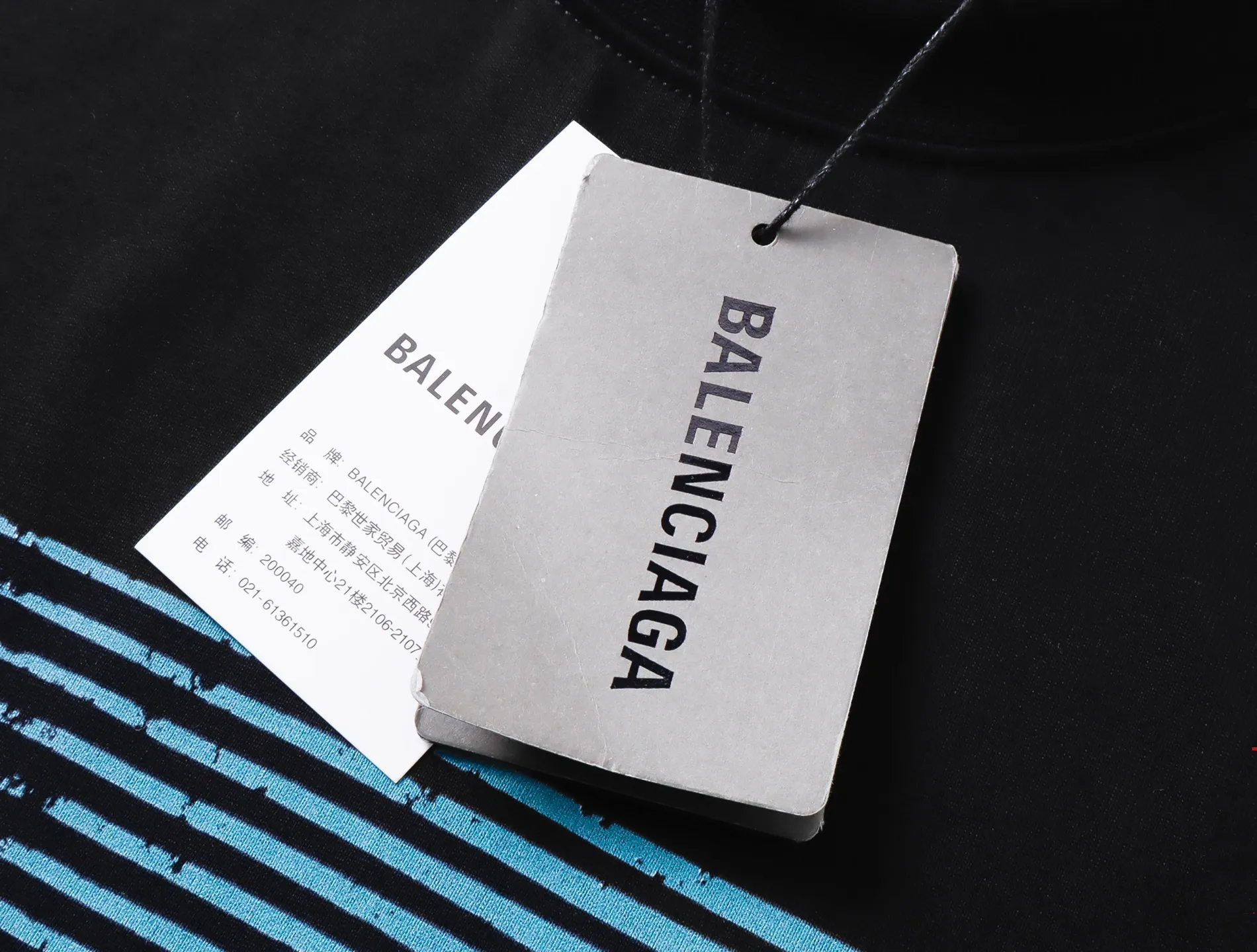 【 . Quality】BALENCI*GA/ .SS 26 New Arrival 。 Balenclag* 🏝️ T 。 Retro 。 . Authentic 。 ！ ZP 。 260 ， . ， ， 。 。 ， 。 OS . Same Style ：BL 263783 ：Black Size：XS S M L